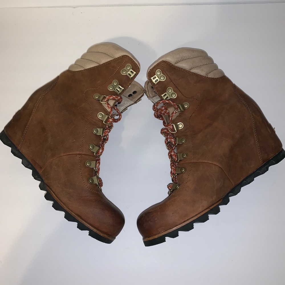 ** SOLD ** - Picture 4 of 7